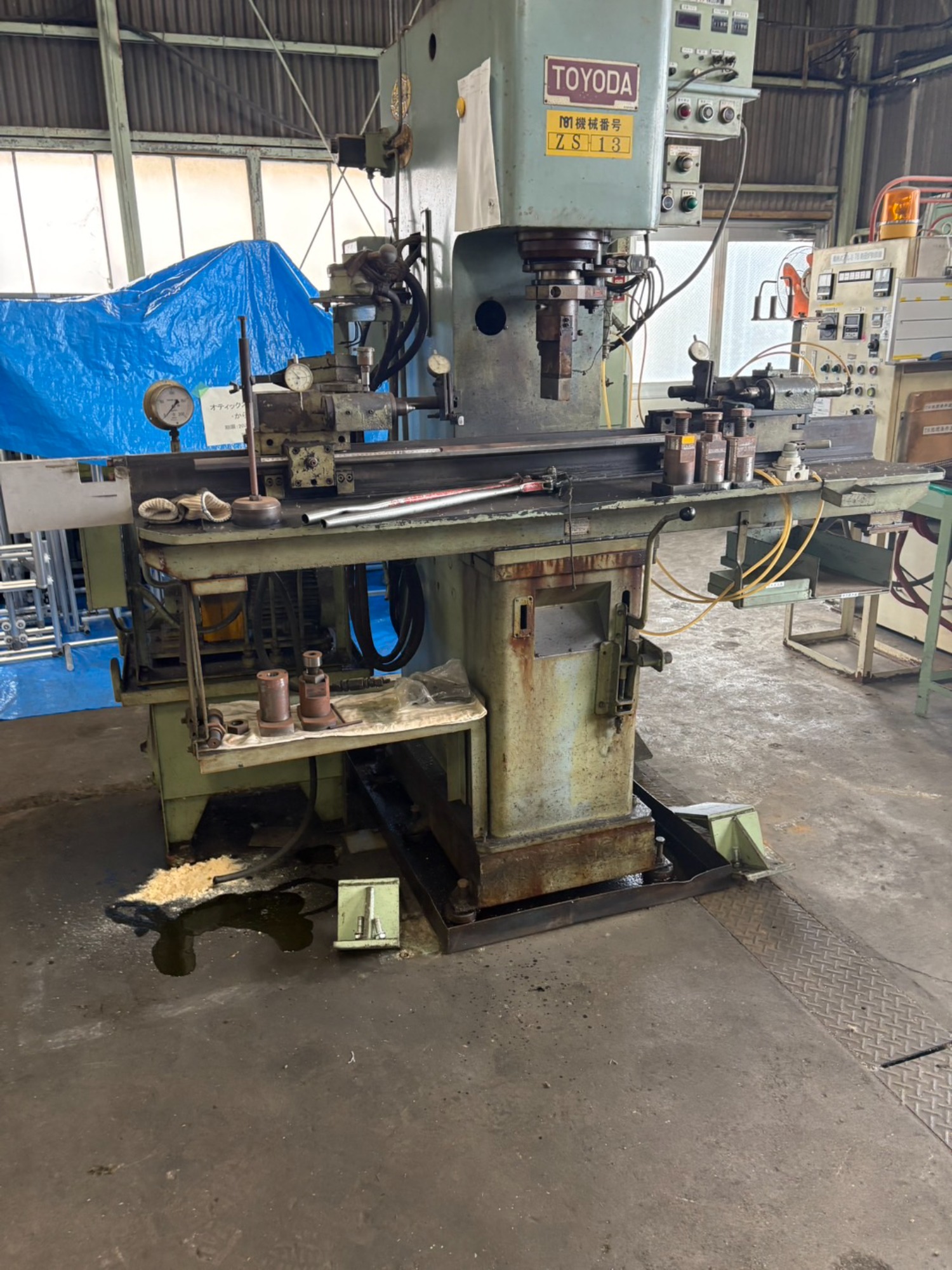 専用機とフライスの撤去を承りました