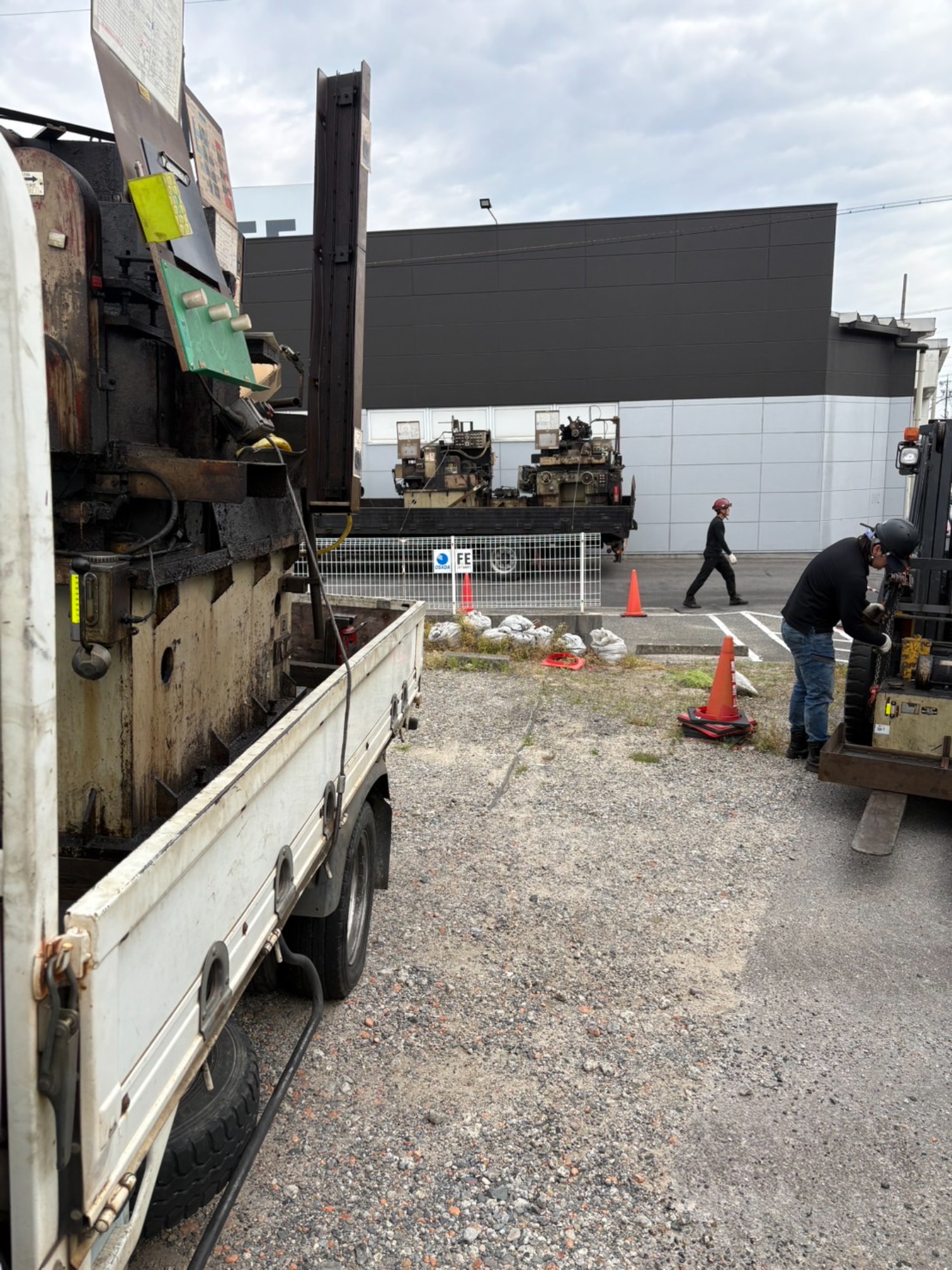 研磨機を撤去させていただきました