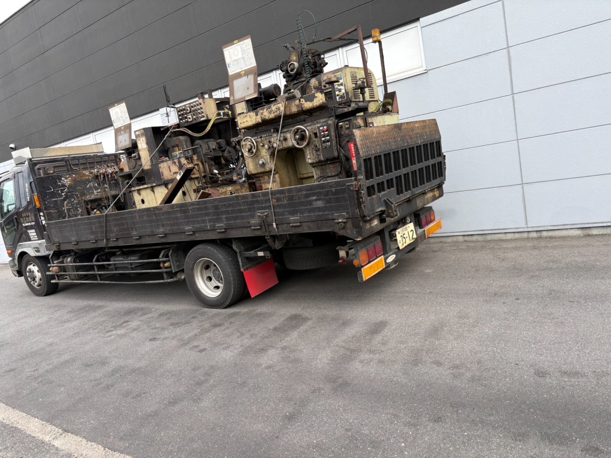 研磨機を撤去させていただきました